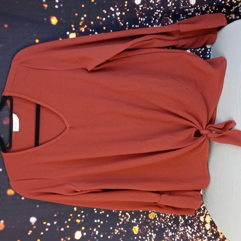 👕 Perfect Peach Ruffle Sleeve Top